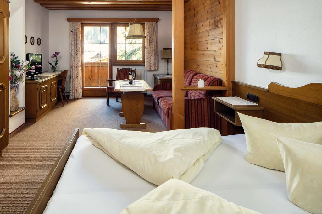Haus Am Muehlanger Apartment แซร์เฟาส์ ภายนอก รูปภาพ